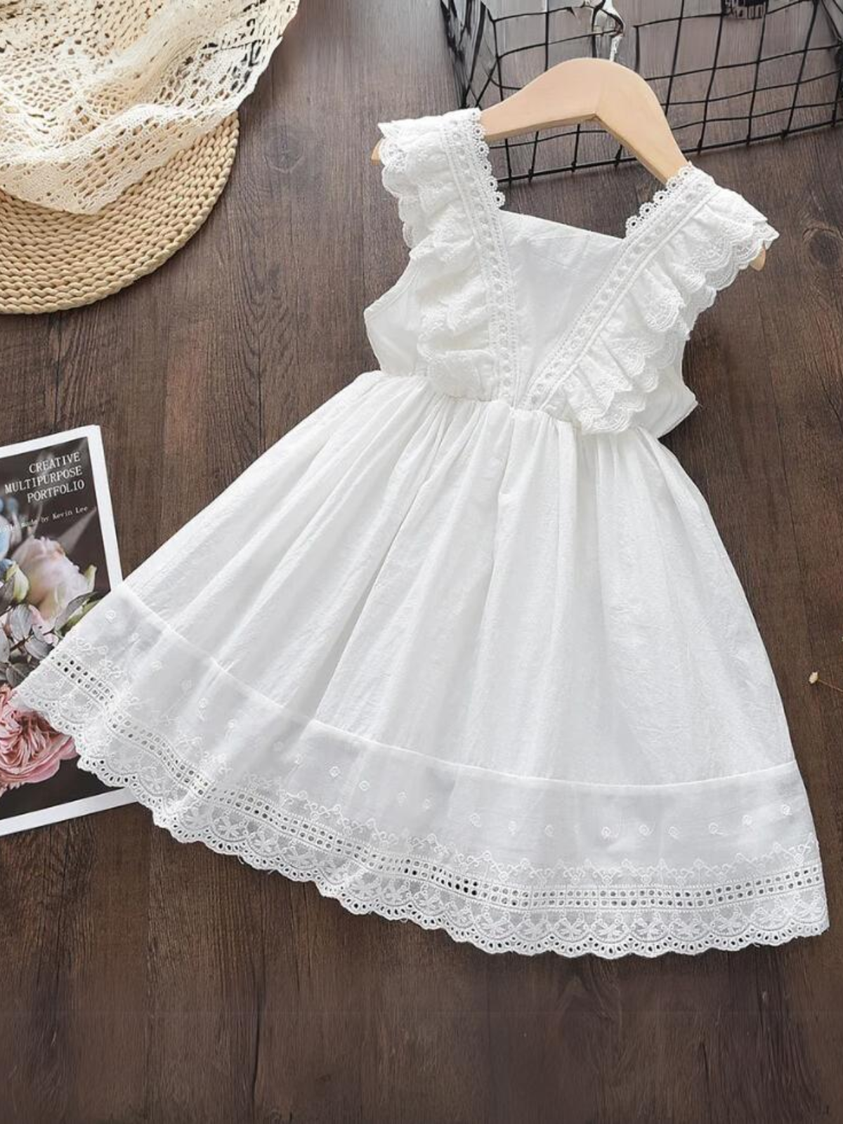 Little White Eyelet Dress White / 7Y
