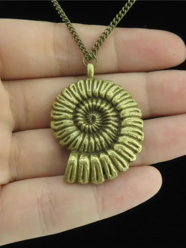 Girls Accessories | Golden Shell Mermaid Necklace | Mia Belle Girls