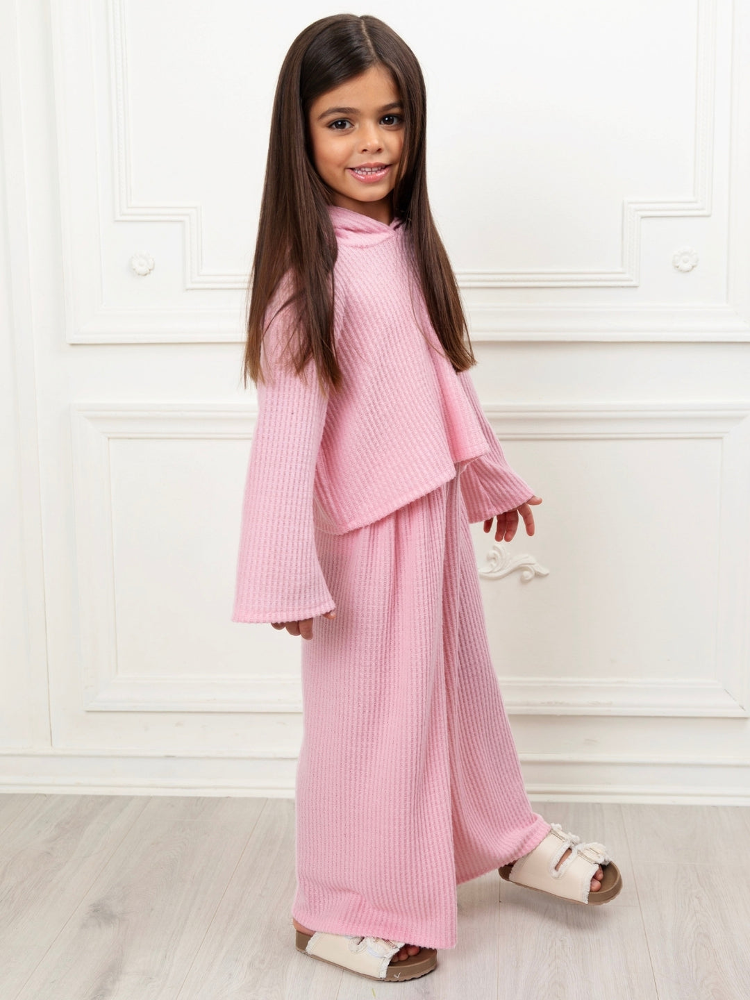 Girls cozy waffle knit outfit for everyday wear