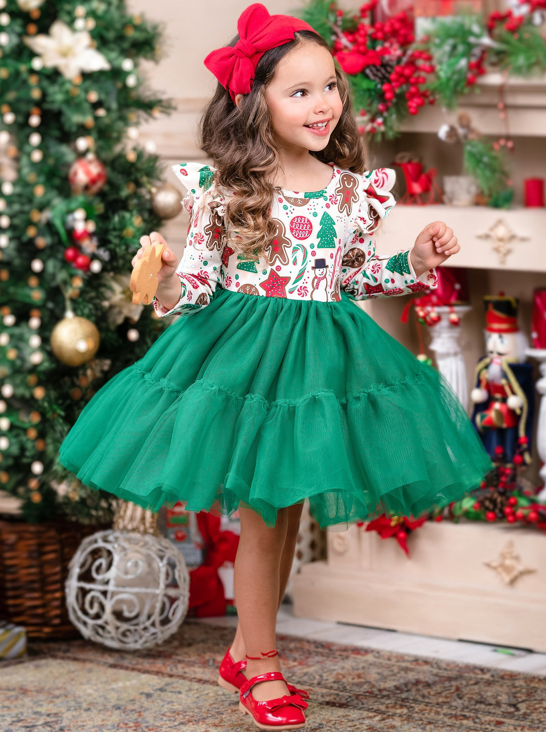 cute holiday dress Black Short Prom Dress, Short Party US 2 / Black The dress comes in a beautiful burgundy color perfect for a homecoming dance . V-Neck Short Beaded Homecoming Dress
