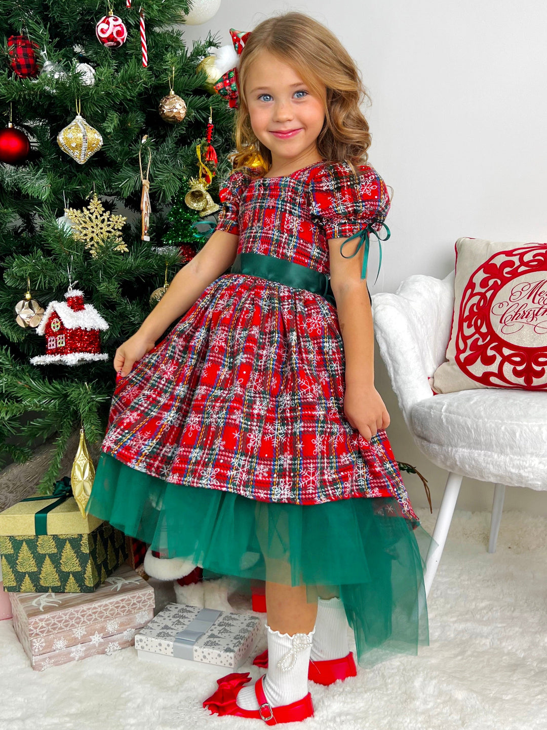 Snowflake Magic Plaid Christmas Dress – Mia Belle Girls Snowflake Magic Plaid Christmas Dress – Mia Belle Girls