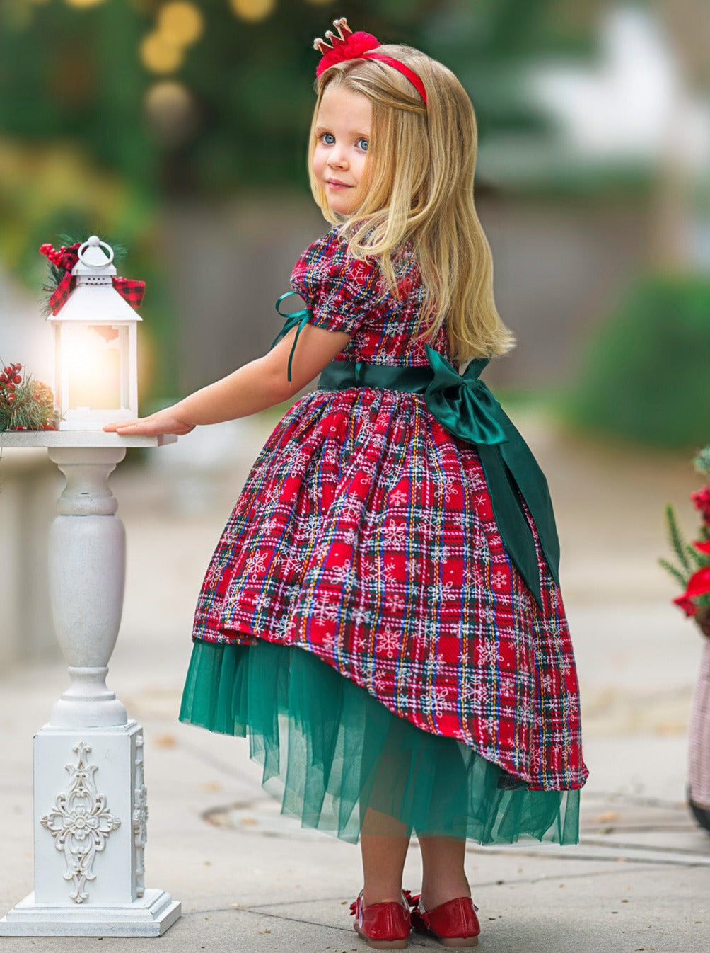 Snowflake Magic Plaid Christmas Dress – Mia Belle Girls Snowflake Magic Plaid Christmas Dress – Mia Belle Girls