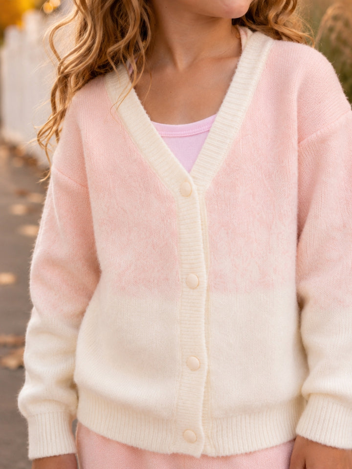 Cozy girls fall lounge set with ombré knit fabric.